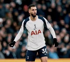 半场-方镜淇屡次救险王政豪染黄 津门虎0-0三镇