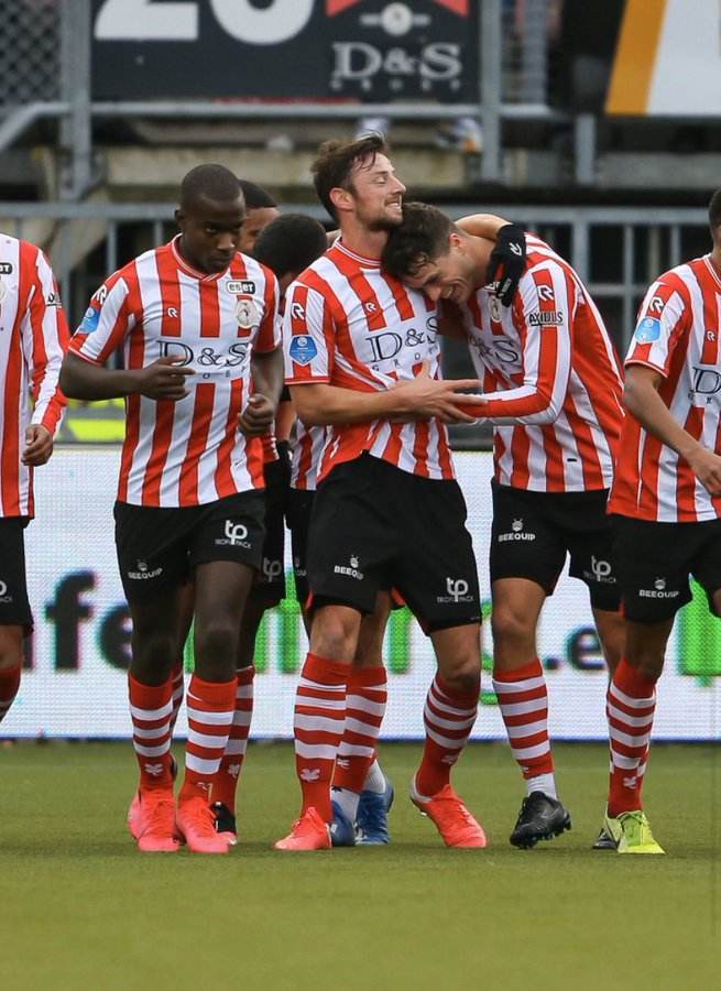 峰对决充满 峰对决充满